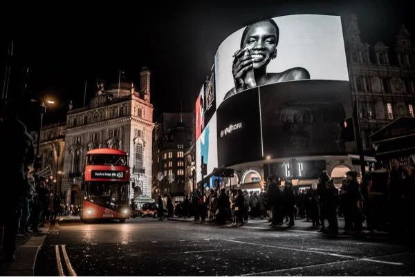 Piccadilly Circus 